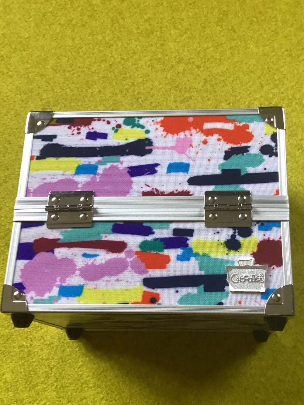 Caboodles Vintage Paint Splatter Cosmetic Train Case with metal trim NEVER USED